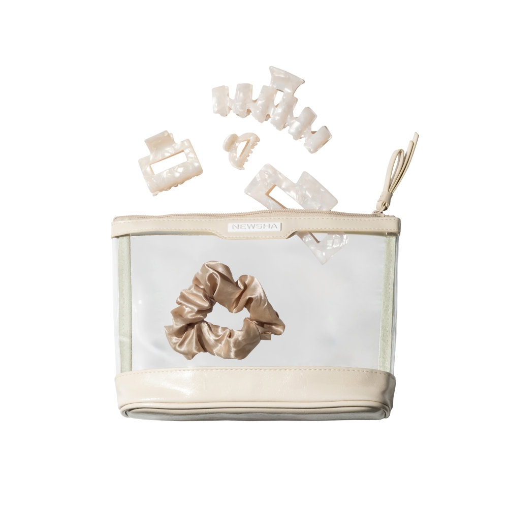 Set aus fünf Haaraccessoires von NEWSHA: vier elegante Haarklammern in Perlmuttoptik und ein beigefarbener Satin-Scrunchie. Ideal zum schonenden Stylen und Fixieren aller Haartypen.