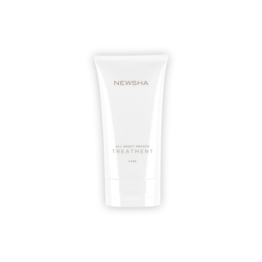 Weiße Tube des NEWSHA All About Smooth Treatment. Glättende Haarkur für geschmeidiges, glänzendes Haar, ideal zur Pflege und Beruhigung widerspenstiger Haarstrukturen.