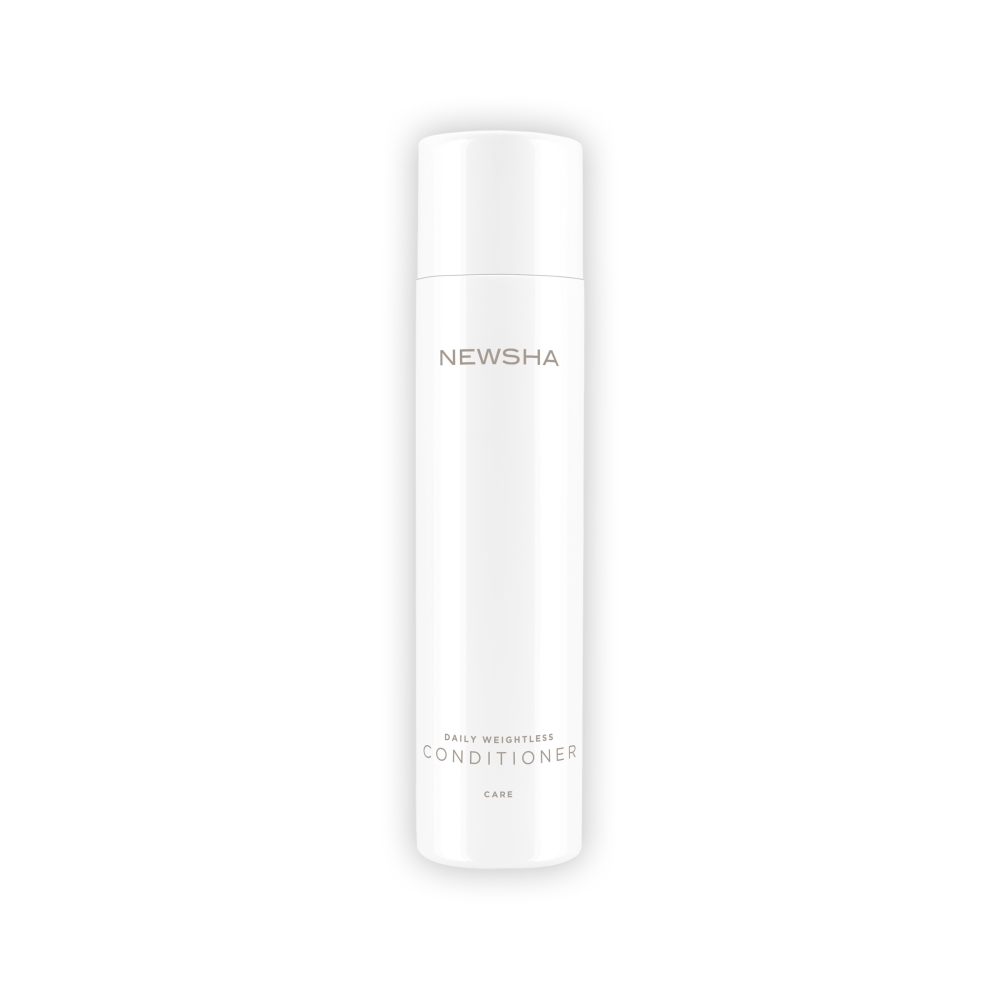 Leichter Conditioner für die tägliche Pflege. Daily Weightless Conditioner von NEWSHA pflegt das Haar intensiv, ohne es zu beschweren, und sorgt für natürliche Geschmeidigkeit und Glanz.