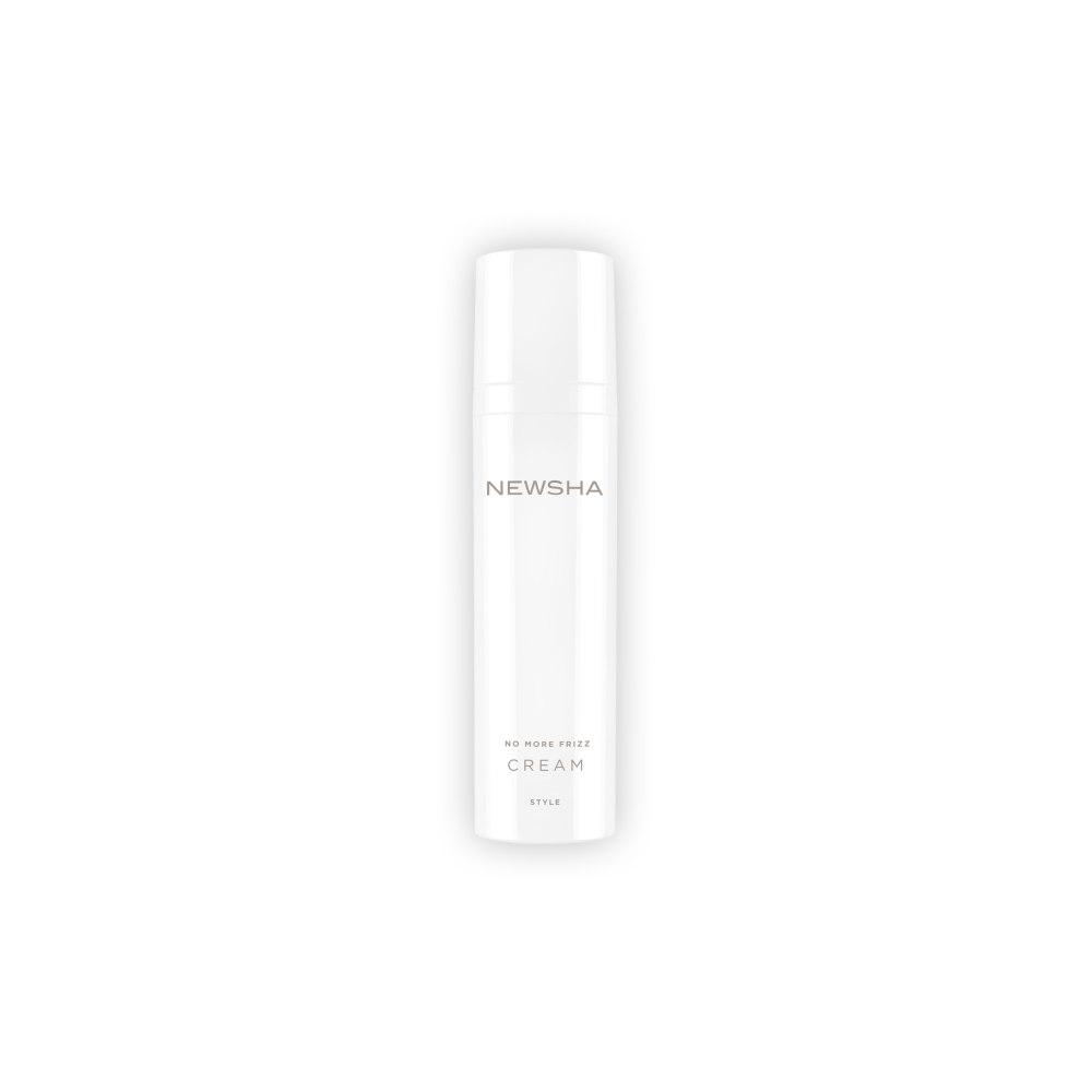 Anti-Frizz-Creme für glattes und geschmeidiges Haar. No More Frizz Cream von NEWSHA bändigt widerspenstiges Haar und schützt vor Luftfeuchtigkeit.
